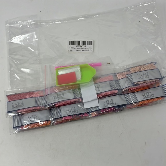 MIAIRIVY LLAMA DIAMOND ART 14x14 - Picture 4 of 6